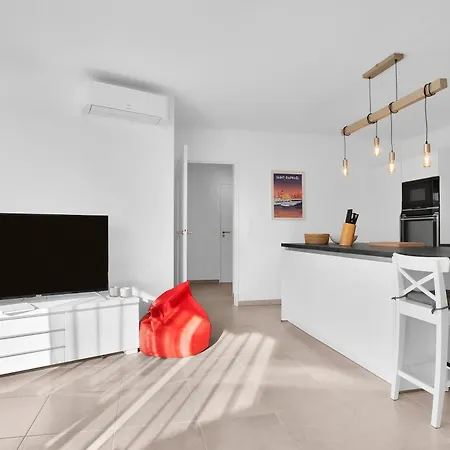 Superbe T3 Vue Mer Avec Piscine Appartement