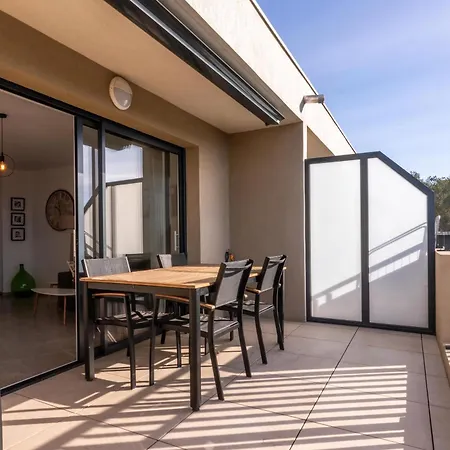 Superbe T3 Vue Mer Avec Piscine Appartement Saint-Raphaël